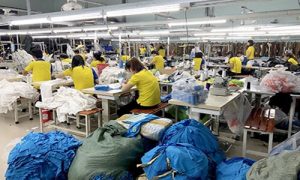 Dony xưởng may áo thun TPHCM uy tín - chất lượng nhất thị trường