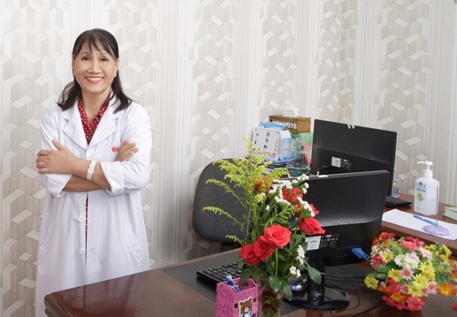 Bác sĩ trị mụn TPHCM – BSCKI. Nguyễn Nhật Ninh